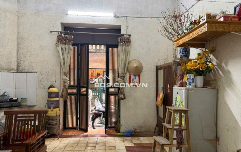 Chính chủ cho thuê nhà Phố Nguyễn Huy Tự - Hai Bà Trưng - 30m2 - tầng 1 - 5,5tr/tháng